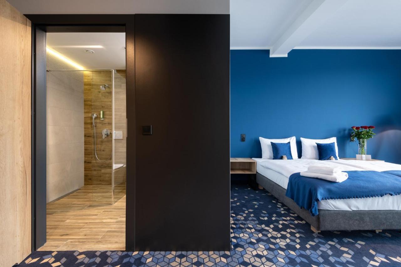 Ilkus Hotel & Restaurant Krze ภายนอก รูปภาพ